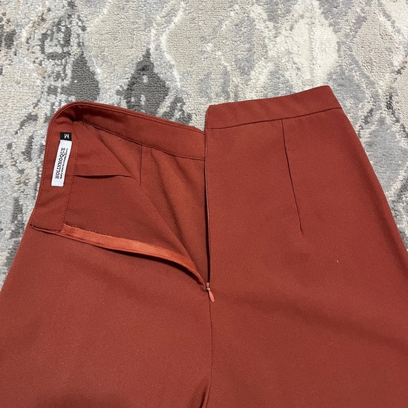 Auburn Orange Wide Legged Bottoms 🍊 - Picture 3 of 4